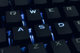 black and white computer keyboard
